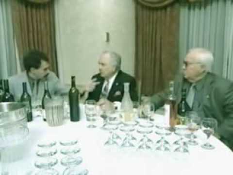 Borat’s Guide to Wine Tasting (Extended Grapes Version)