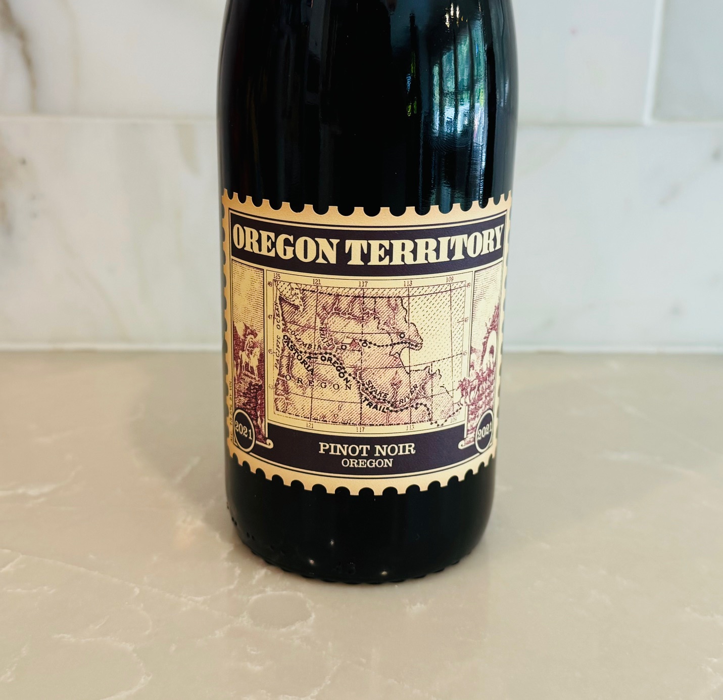 2021 Oregon Territory Pinot Noir